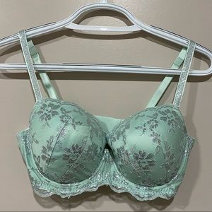 Victoria’s Secret Dream Angel lined Demi bra 36DD
